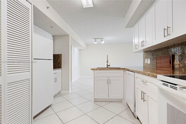 Foto del edificio - 9615 NW 1st Ct