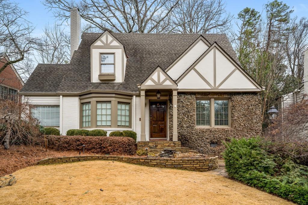 Foto principal - 2896 N Hills Dr NE