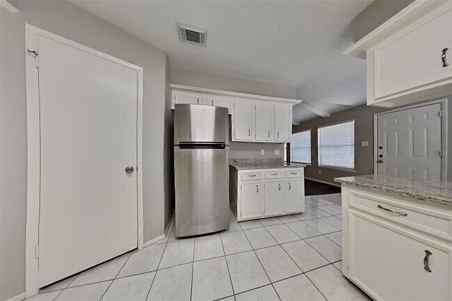 Foto del edificio - 3638 Rolling Terrace Dr