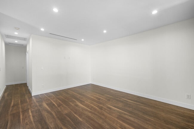 Foto del edificio - 1016 Linden Ave