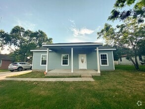 Building Photo - 153 Ivy Ave