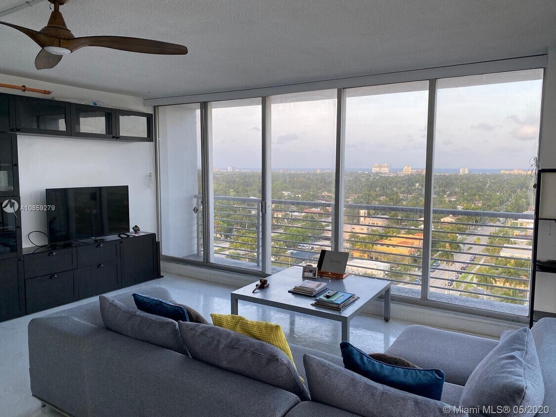 1720 Harrison St 16A Hollywood Fl 33020 - 1720  Harrison St 16A Hollywood Fl 33020