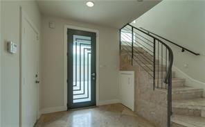 Foto del edificio - 2690 Rockbrook Dr