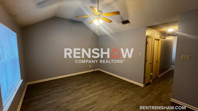 Foto del edificio - 2176 Curbertson Cove