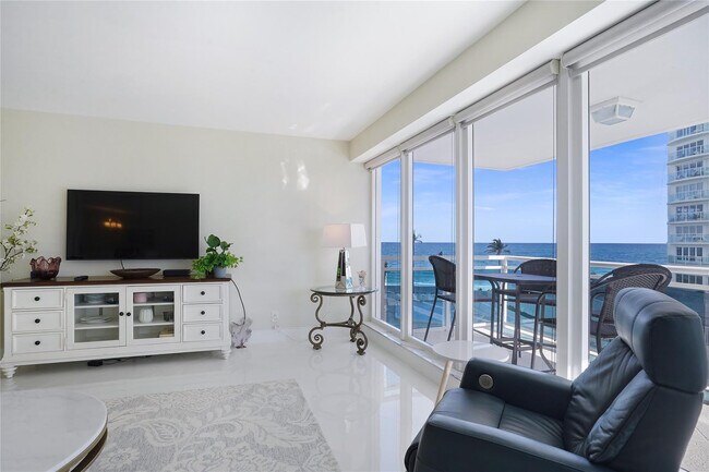 Foto del edificio - 3430 Galt Ocean Dr