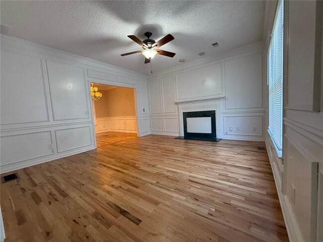 Foto del edificio - 5697 Frontier Walk Ln NE