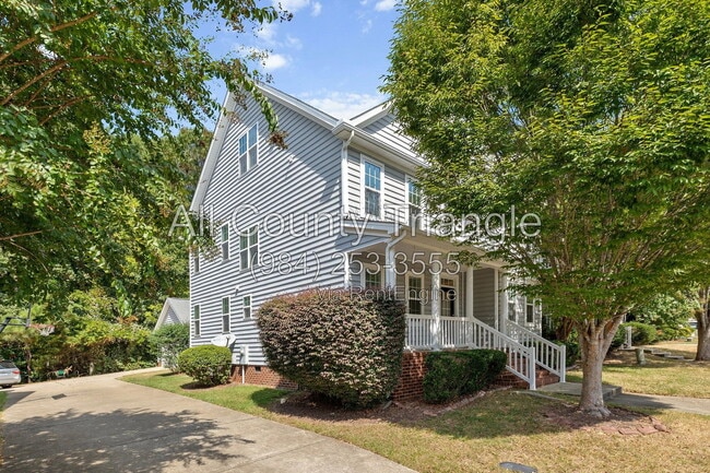 Foto del edificio - 208 Butterbiggins Ln