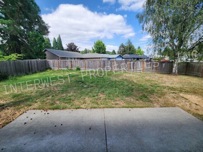 Building Photo - 3bd 2ba Ranch Style Home in NW Portland wi...