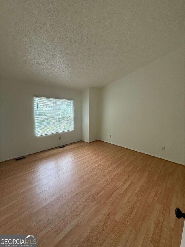Foto del edificio - 1501 Kessock Way
