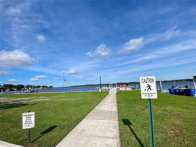 Foto del edificio - 274 Beach Ct