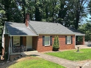 Building Photo - 399 Westwood Dr