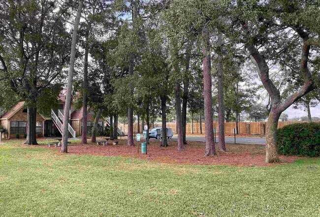 Foto del edificio - 5001 Grande Dr
