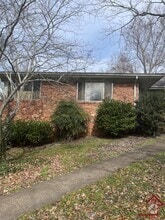 Building Photo - 7131 Holland Ln