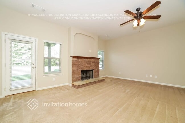 Building Photo - 5110 Hopewell Manor Dr