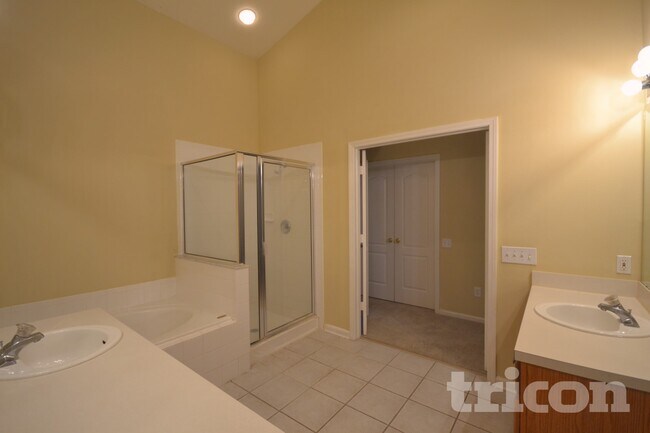 Foto del edificio - 12907 Early Run Ln