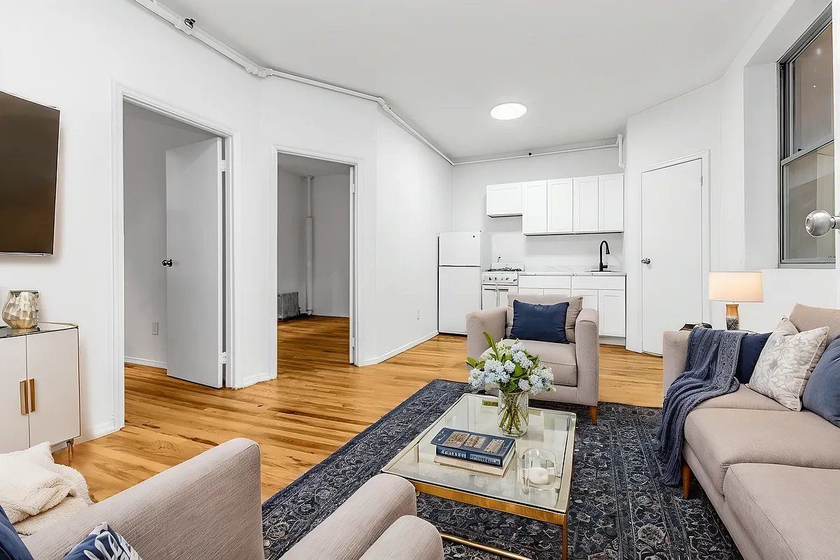 Primary Photo - 239 W 63rd St