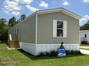 Building Photo - 156 Lakeside Garden Cir