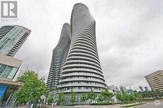Building Photo - 50-450 Absolute Ave