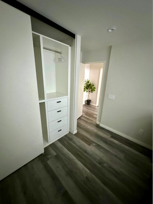 Foto del edificio - 921 Hackamore St