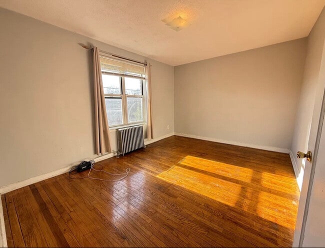 Photo - 40-31 202nd St Townhome