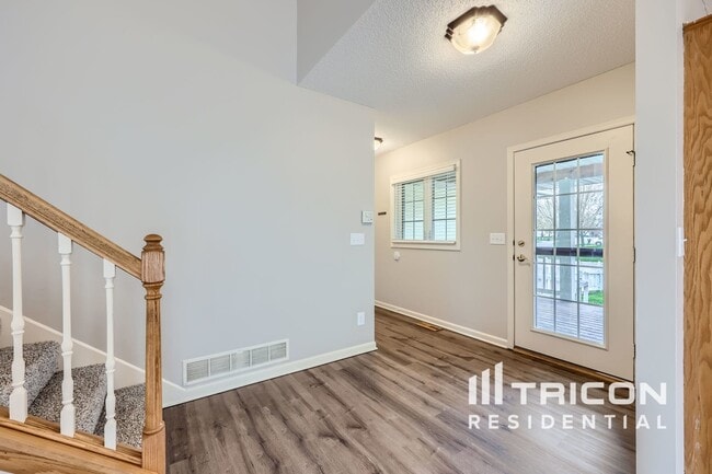 Building Photo - 11295 53rd St NE
