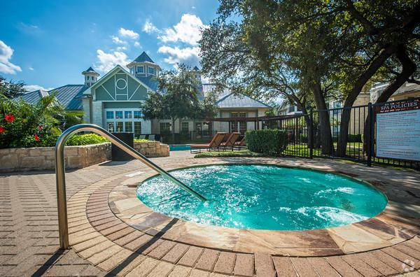 Jacuzzi - Bridge at Soco Crossing