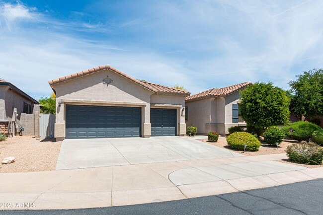 Building Photo - 2310 W Sienna Bouquet Pl