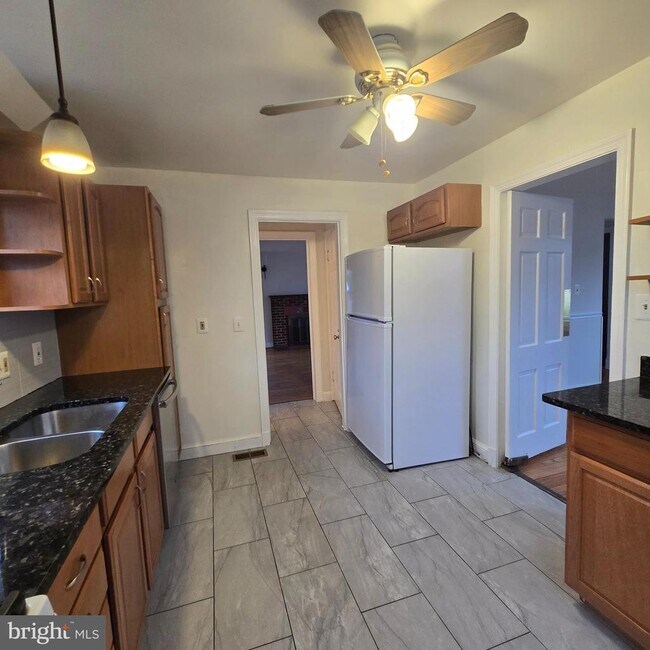 Foto del edificio - 8 Mannakee St