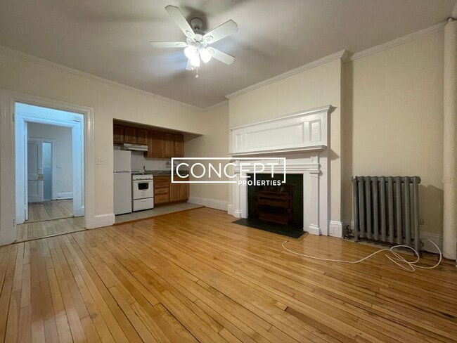 Building Photo - 441 Cambridge St