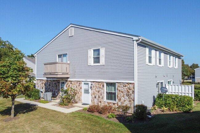 Building Photo - 278 Nantucket Harbor