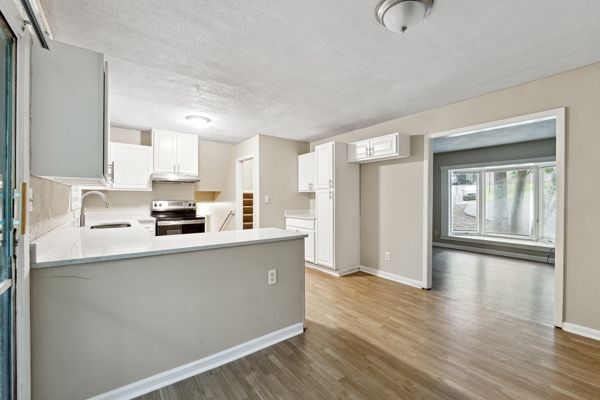 Building Photo - 5786 Deerfield Trail