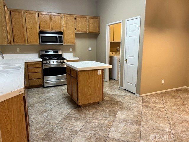 Building Photo - 39734 Barbados Dr