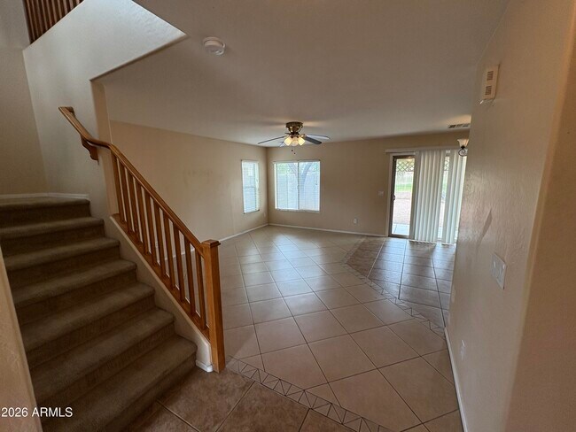 Building Photo - 582 S 167th Ln