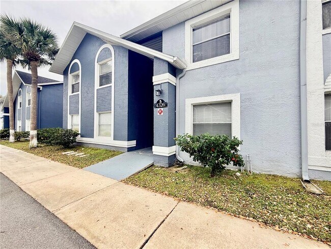 Foto del edificio - 4326 Pershing Pointe Pl