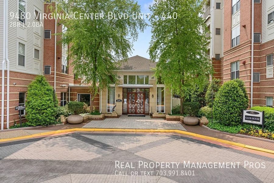 Primary Photo - Stunning, Sun-filled Penthouse- Vienna Metro