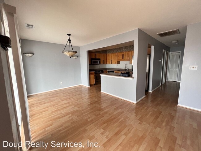 Building Photo - 2 br, 2 bath House - 2226 Vista Circle