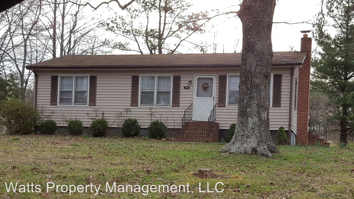 Primary Photo - 286 Dogwood St