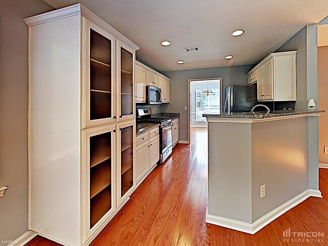 Building Photo - 11755 Sawgrass Ct