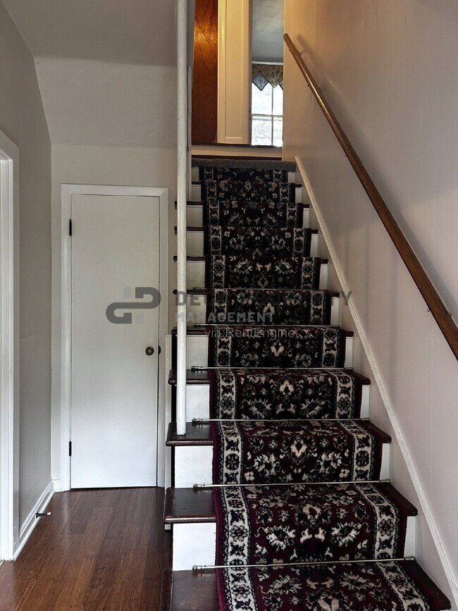 Foto del edificio - 9901 Arthur Ln