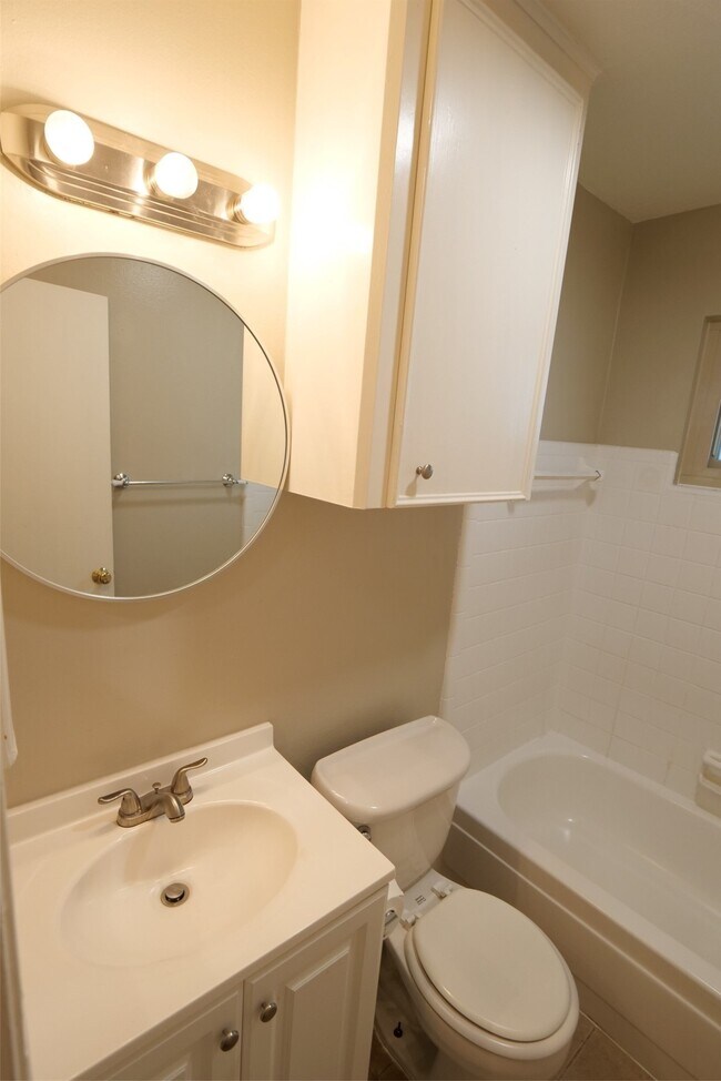 Foto del edificio - 5331 Inwood Dr