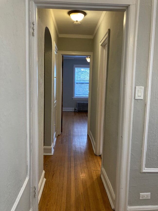 Foto del edificio - Ravenswood One Bedroom ~ Pets Welcome ~ Heat Included