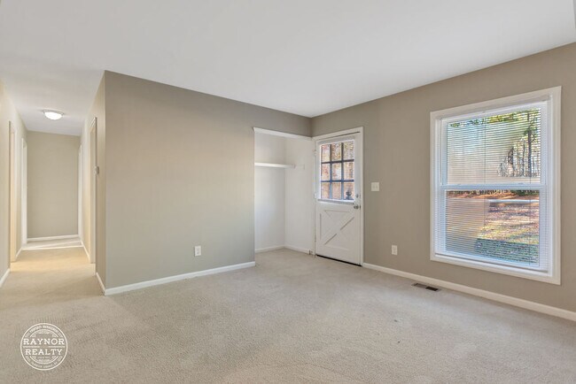 Building Photo - 4717 Taylors Gin Rd
