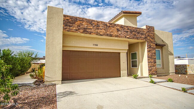 Foto del edificio - 7788 Enchanted Falcon Ln