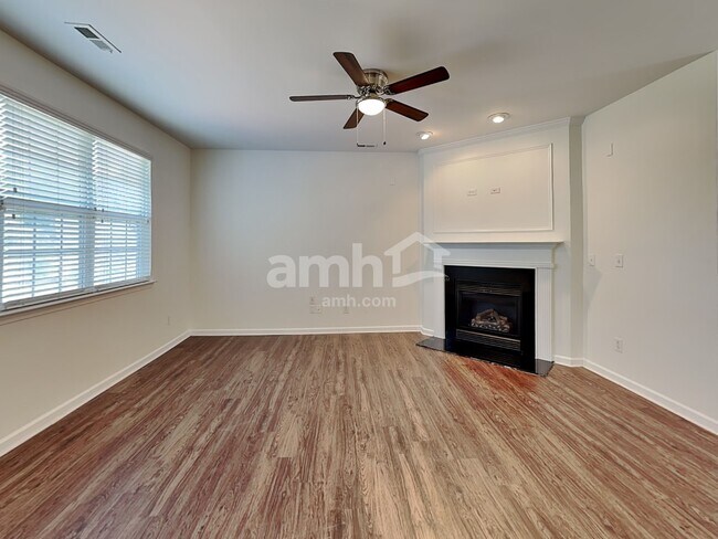 Building Photo - 13722 Holly Stream Drive