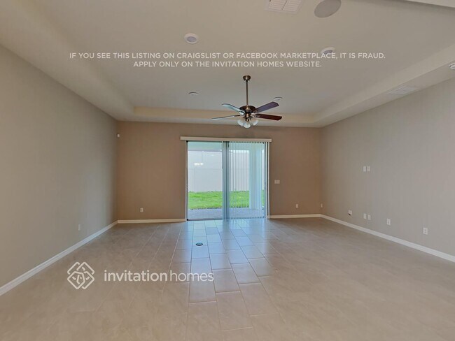 Foto del edificio - 2436 Citrus Overlook St