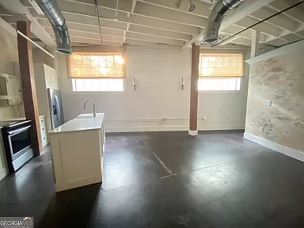 Building Photo - 510 Whitehall St SW