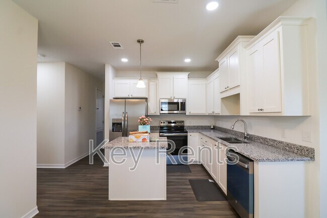 Foto del edificio - 7111 McAdam Ct