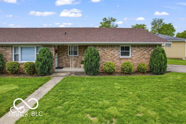 Primary Photo - 298 Heritage Dr