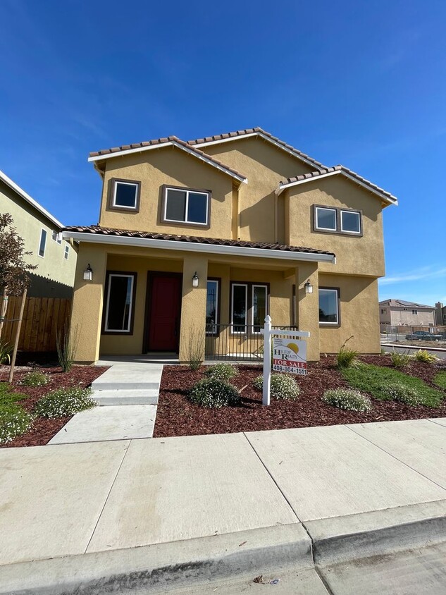 Primary Photo - Newly Built 4 Bedroom 2.5 Bath Home