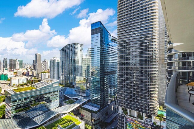 Foto del edificio - 55 SW 9th St